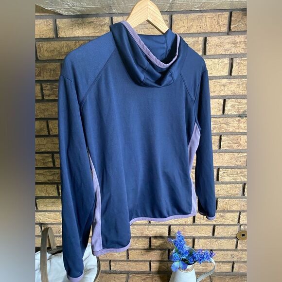 Women’s Nike 1/4 zip pullover - Picture 5 of 8